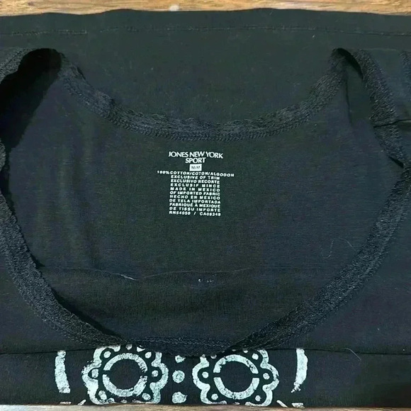 Jones Nee York & A New Day tank tops - Picture 3 of 6